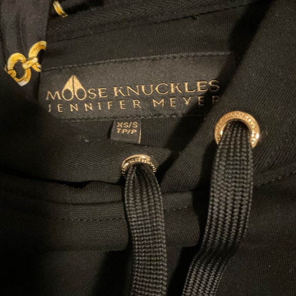 *Rare* Moose Knuckles x Jennifer Meyer hoodie - Picture 3 of 12